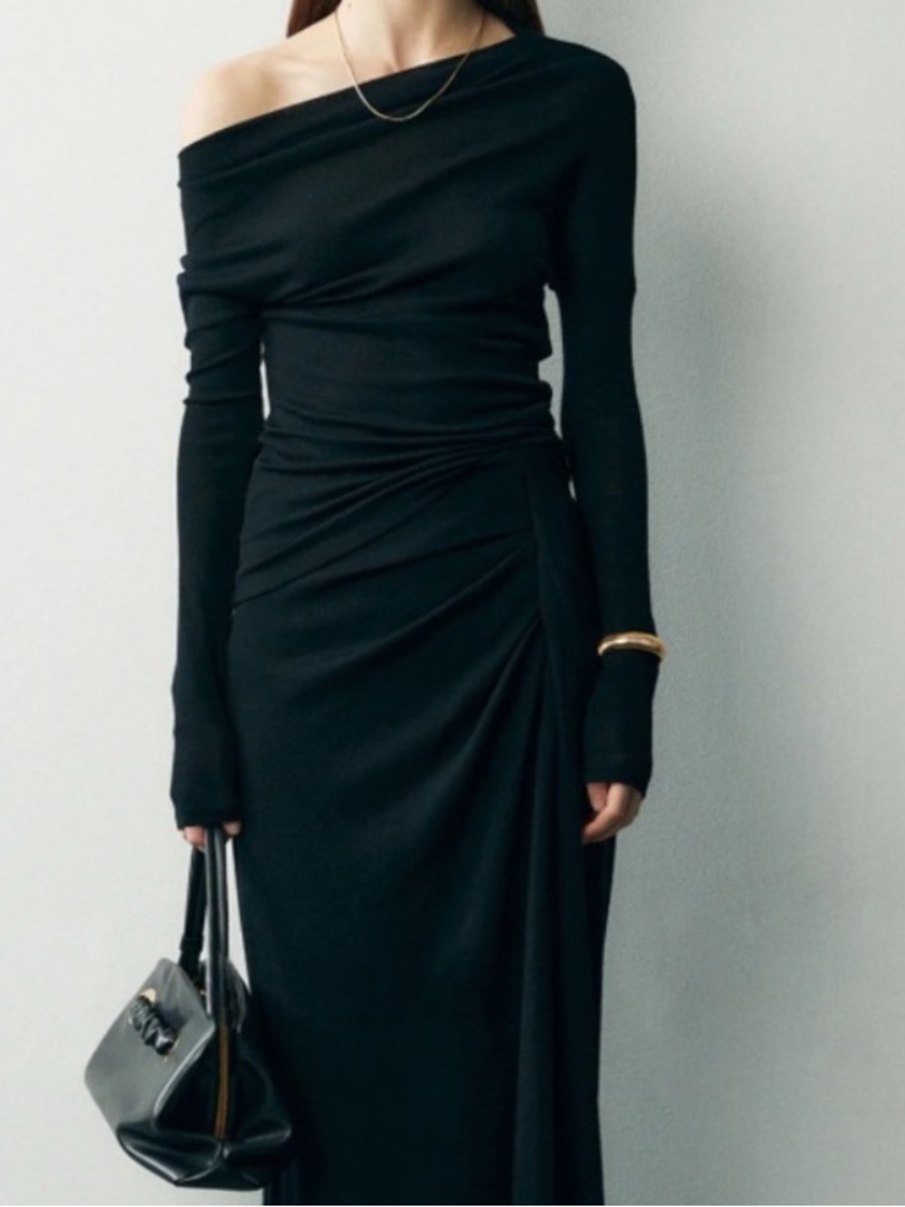 NWT Commense Black Asymmetric Off-Shoulder shirt BLOUSE